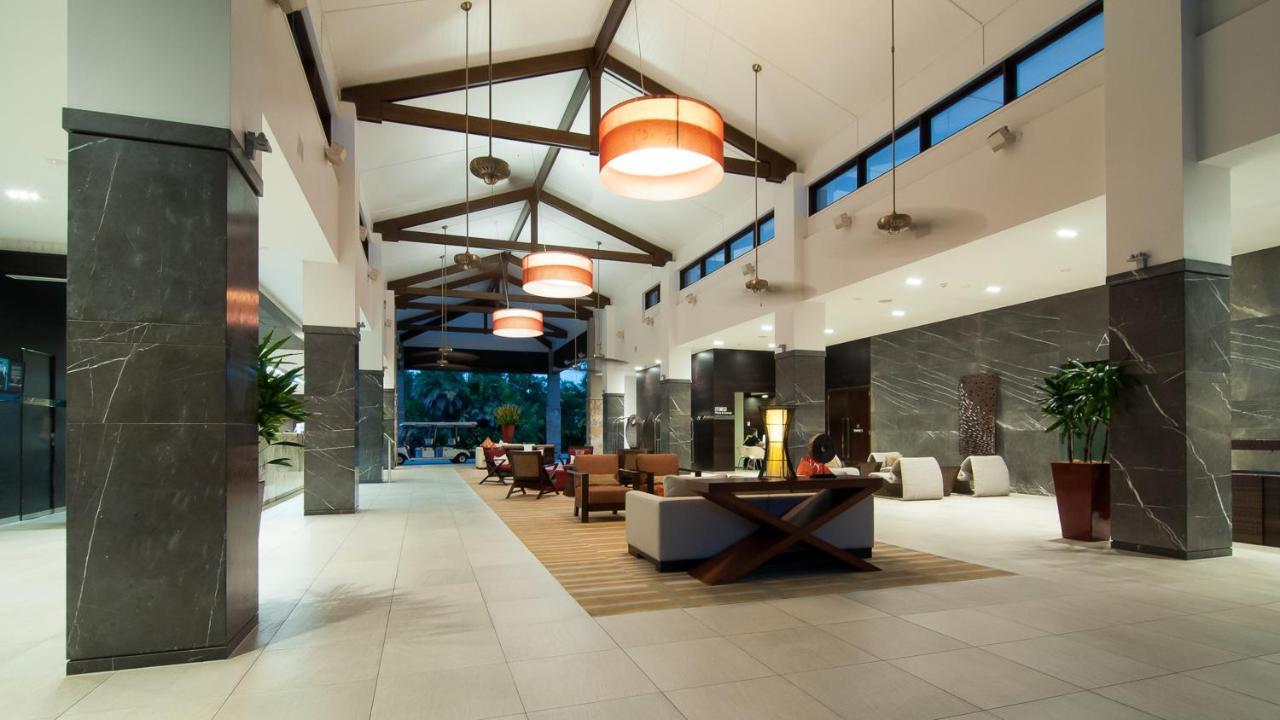 Luxury Apartments At Temple Resort And Spa Port Douglas Esterno foto